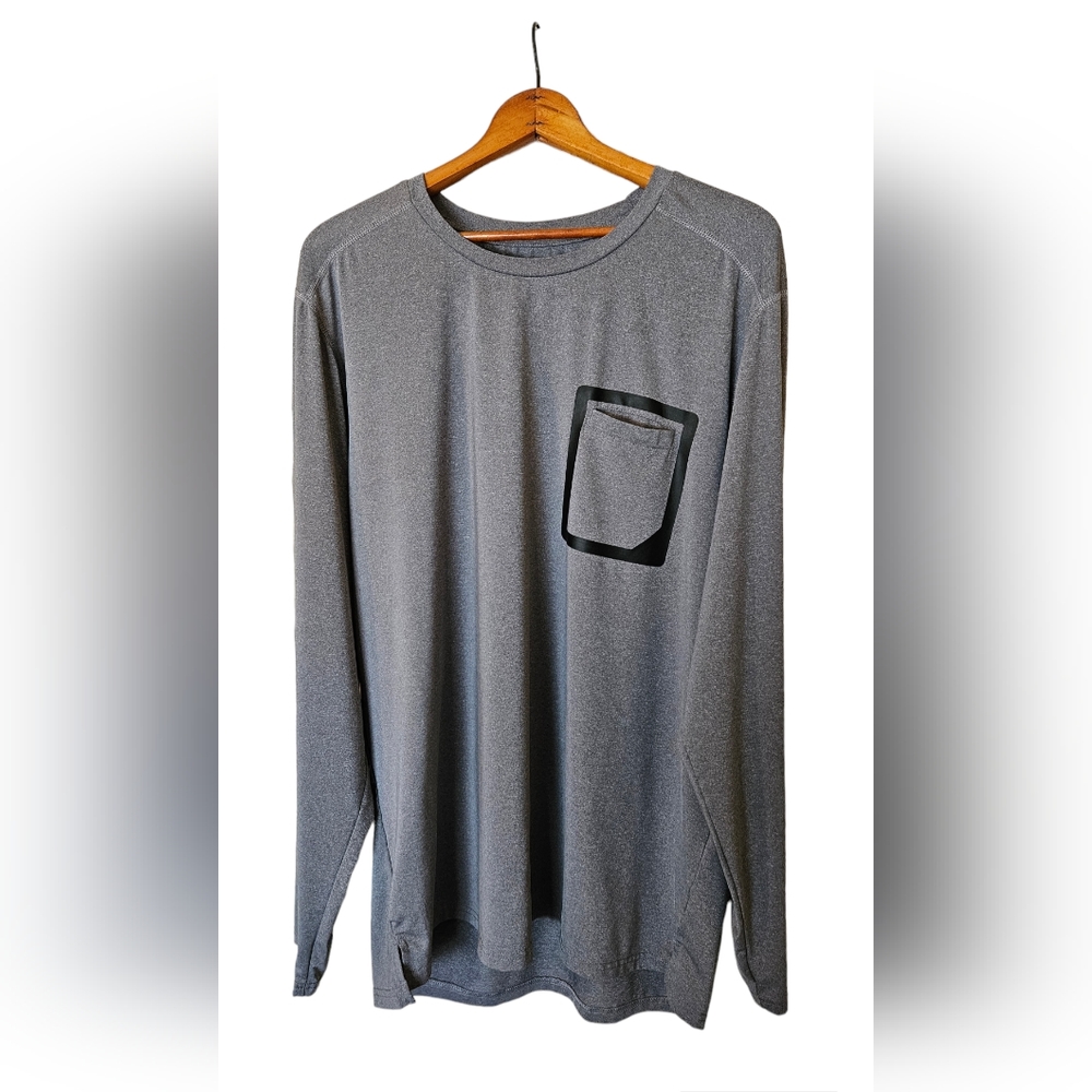 NWOT Onnit 2XL men's gray long sleeved workout shirt w/ front pocket